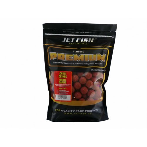 Boilies PREMIUM CLASICC 700g 20mm CHILLI / CESNAK