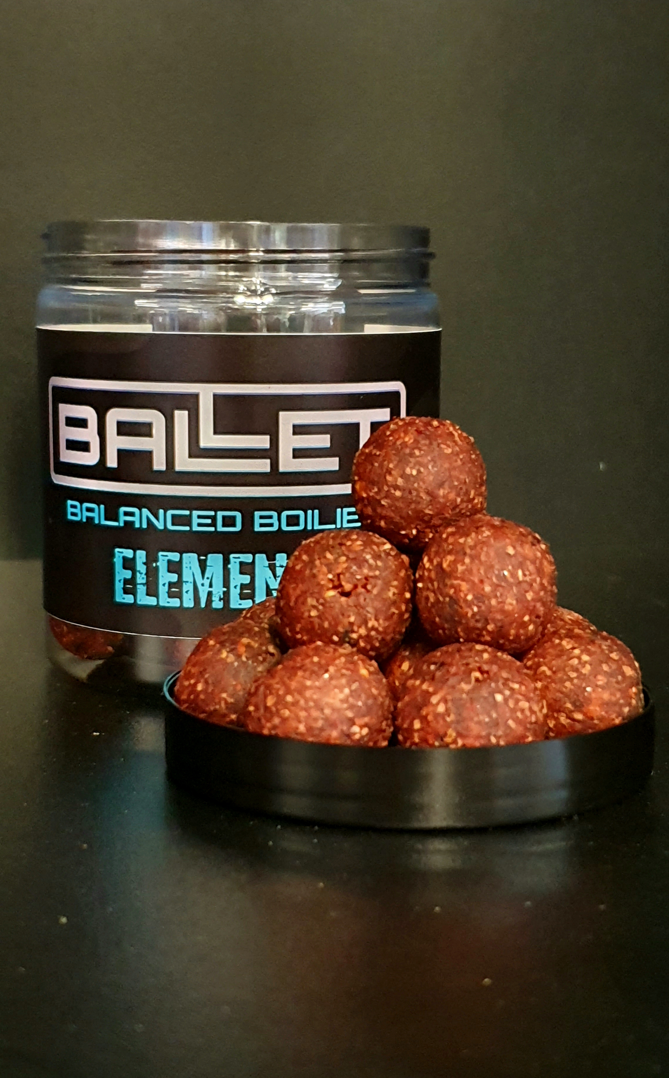 CONQUER BALANCED BOILIES BALLET / ROBIN RED/FOREST FRUIT 20mm/250ml
