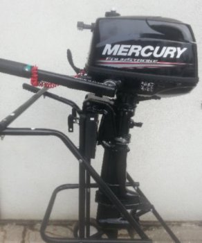 Lodný spalovací závesný motor Mercury F5M   (5 hp)